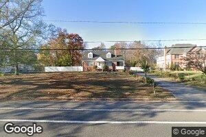 2416 Sherwood Hall Ln, Alexandria, VA 22306