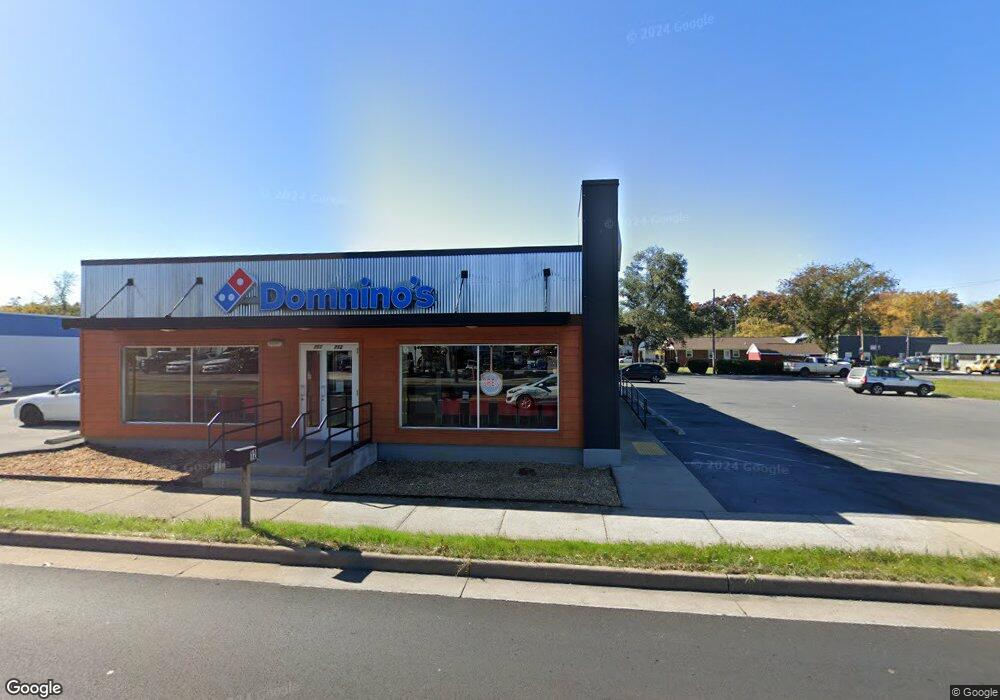 712 N Commerce Ave, Front Royal, VA 22630 - photo 1