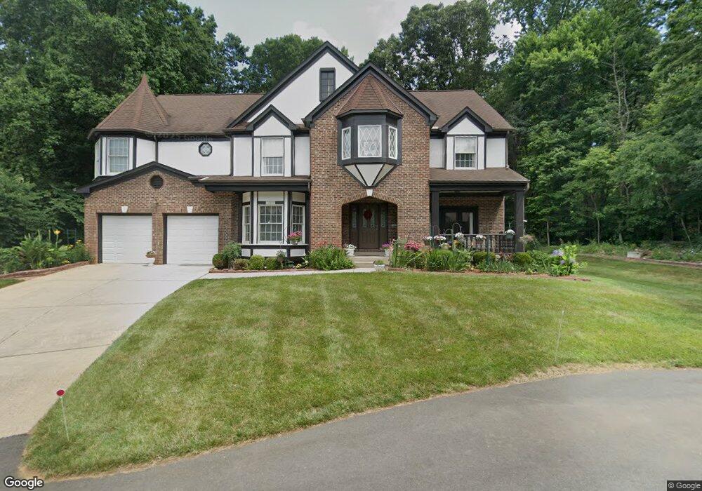 12600 Lake Normandy Ln, Fairfax, VA 22030 - photo 1