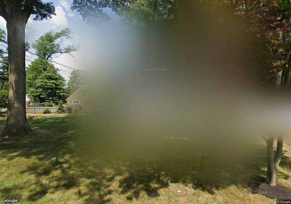 906 Madison Ave, Green Brook, NJ 08812 - photo 1