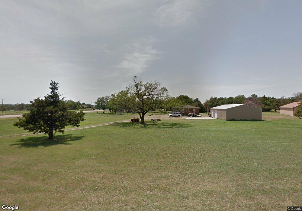 610 Robin Dr, Cushing, OK 74023 - photo 1