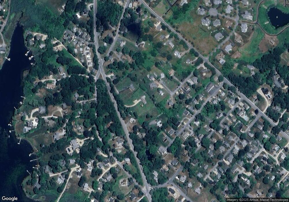 424C Succotash Rd, Wakefield, RI 02879 - photo 1