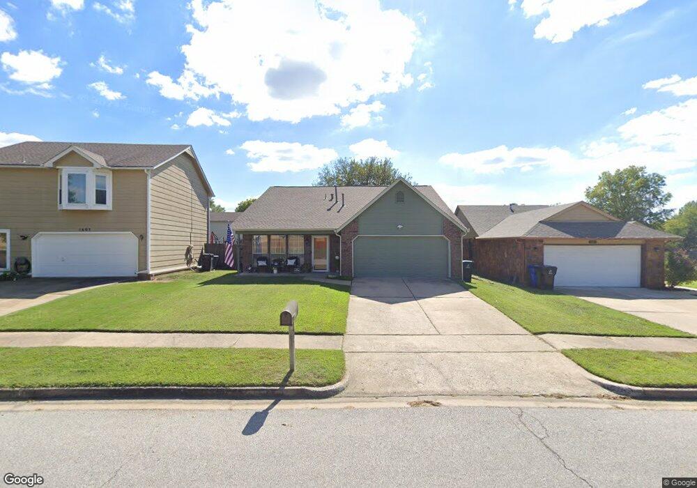 1605 W Gary St, Broken Arrow, OK 74012 - photo 1
