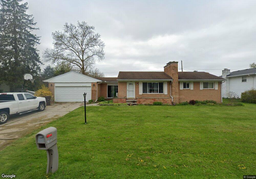 1423 Maycroft Rd, Lansing, MI 48917 - photo 1