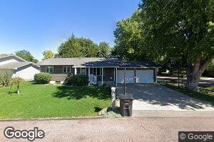 811 E Washington St, Elk Point, SD 57025