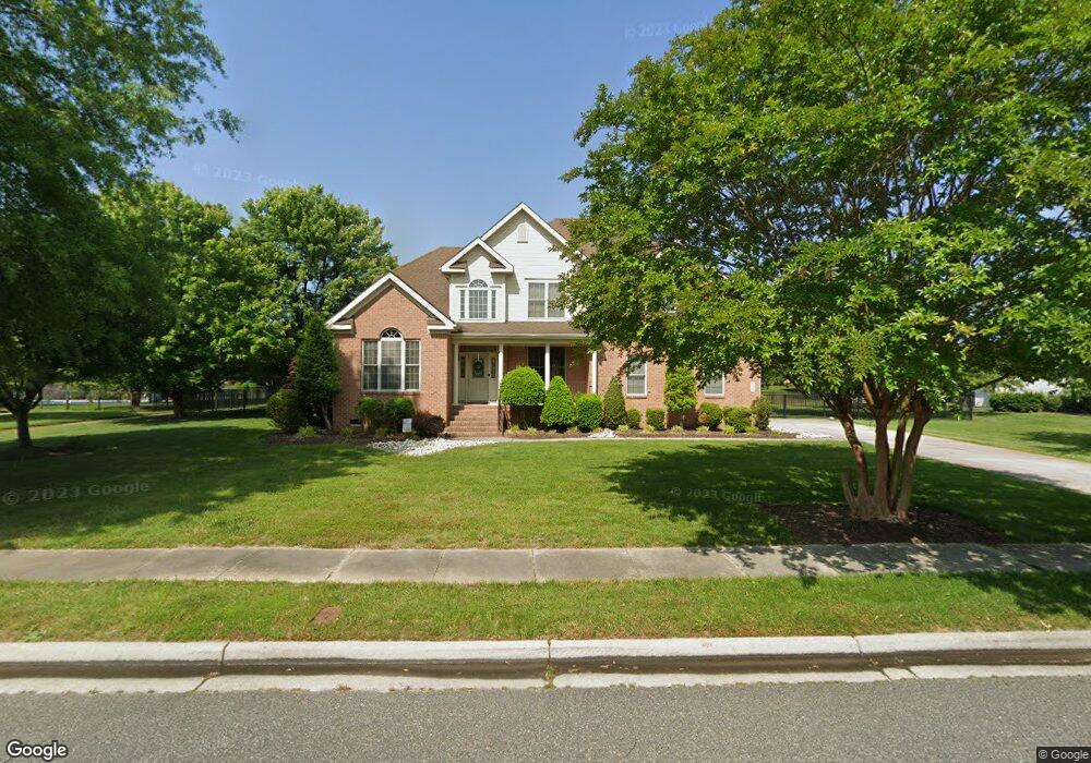 1624 Waterview Cir, Chesapeake, VA 23322 - photo 1