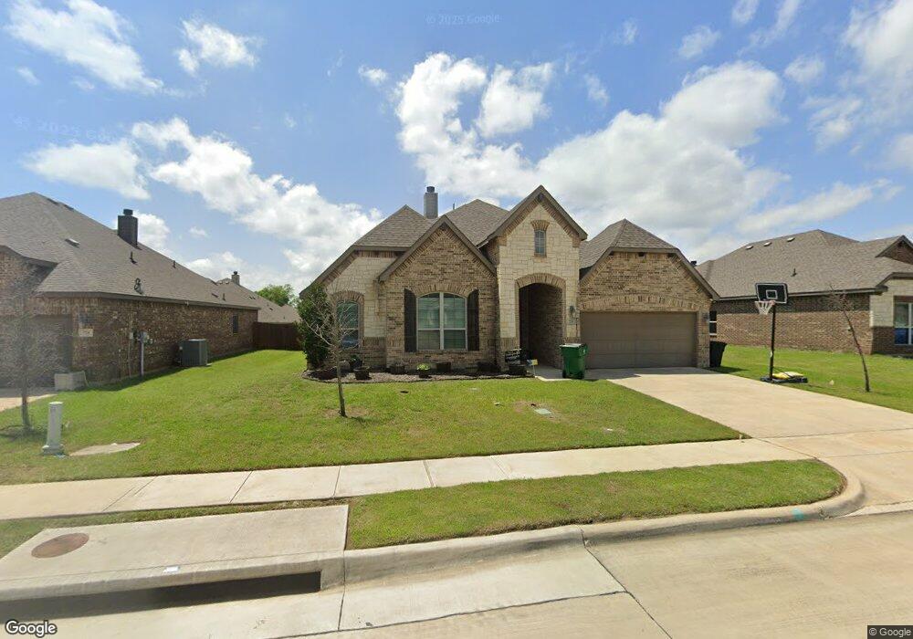 724 Waterford Way, Joshua, TX 76058 - photo 1