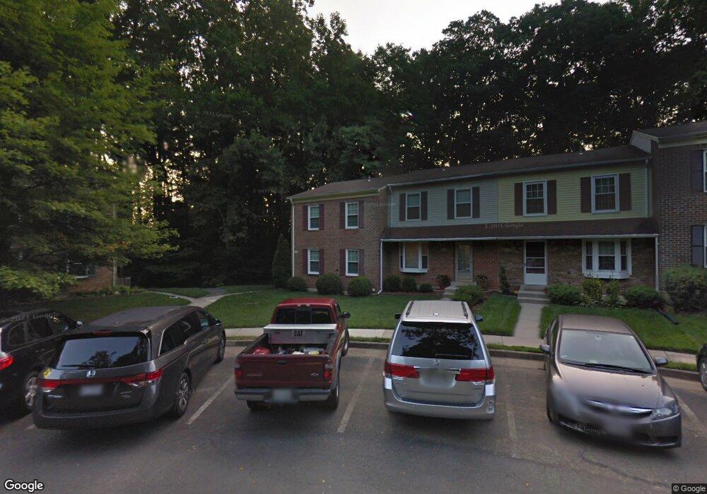 6422 Old Scotts Ct, Springfield, VA 22152 - photo 1