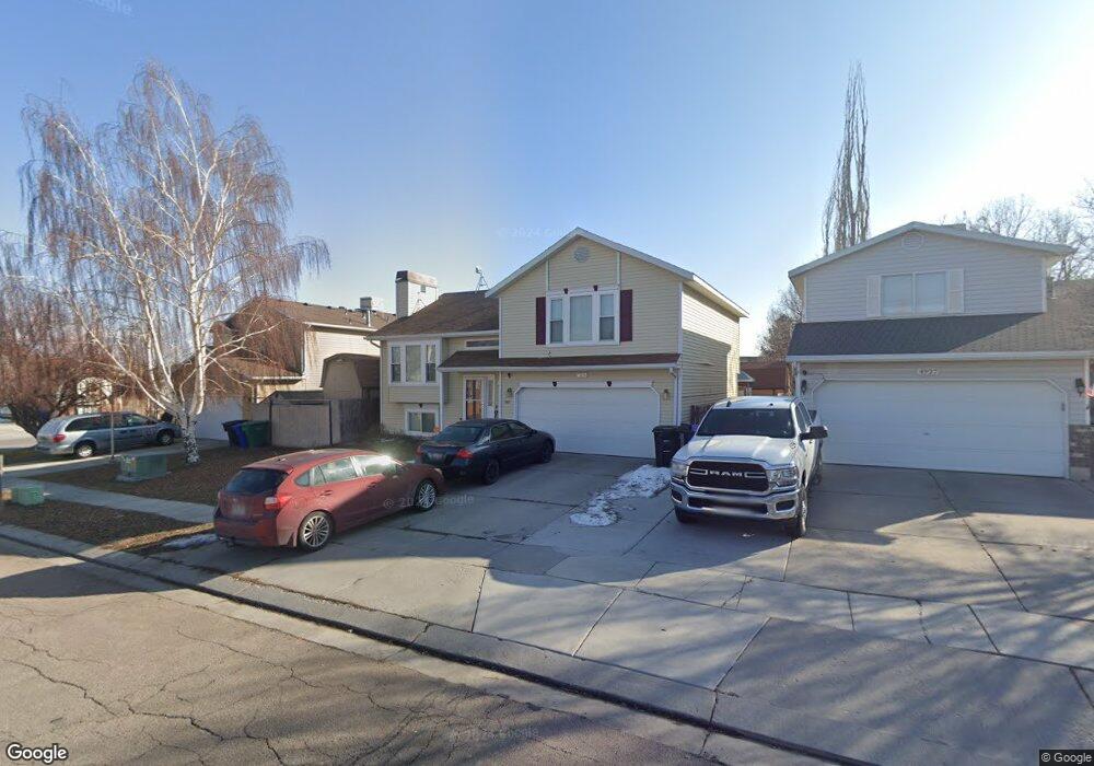 4917 Wake Robin Dr, West Jordan, UT 84081 - photo 1