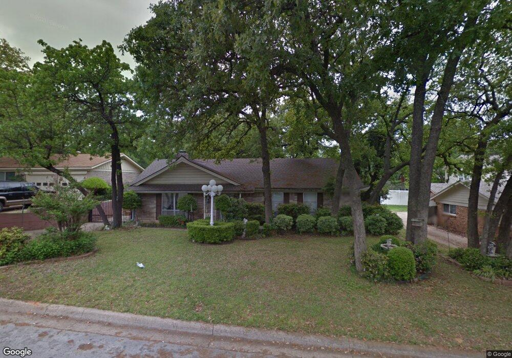 721 Timberhill Dr, Hurst, TX 76053 - photo 1