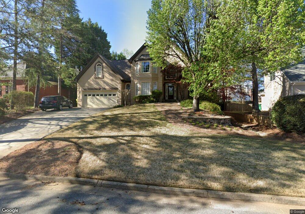 5740 Preserve Cir, Alpharetta, GA 30005 - photo 1