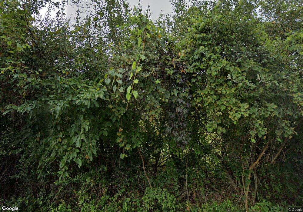 8904 Grandview Rd, Columbus, IN 47201 - photo 1