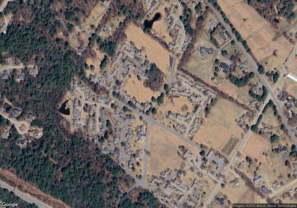 42 Hilltop Place, New London, NH 03257 - photo 1