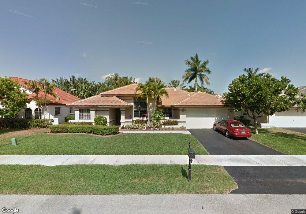 2704 W Orchard Cir, Davie, FL 33328 - photo 1