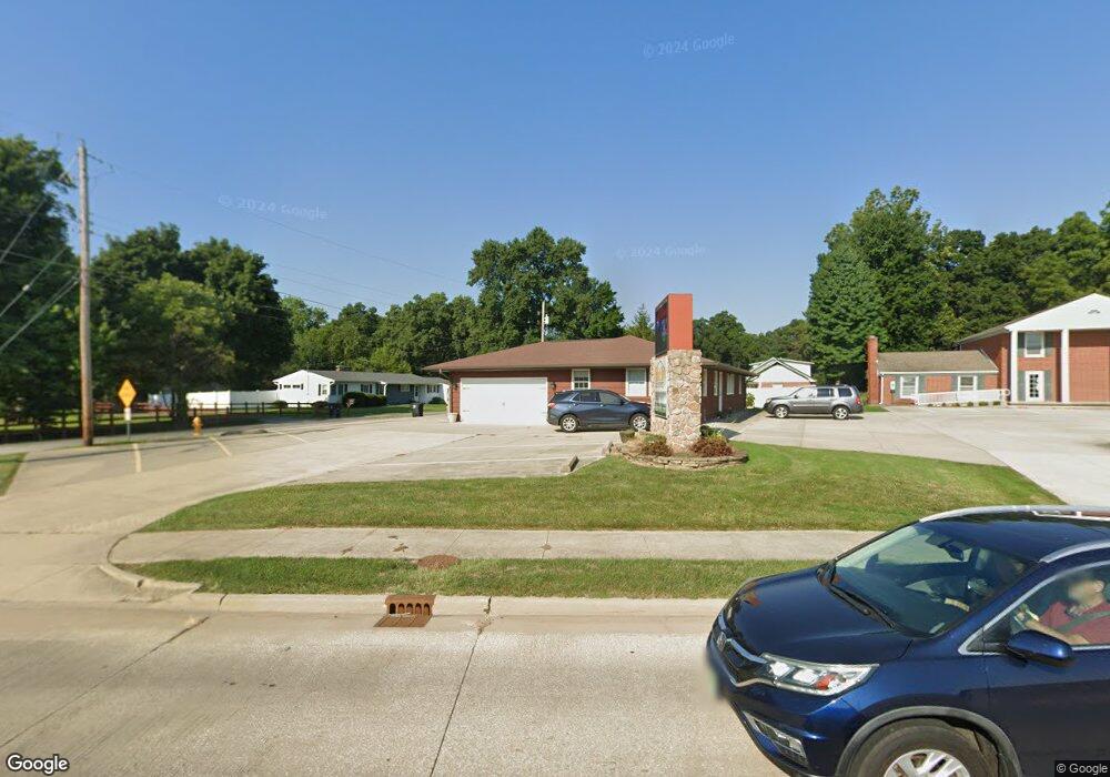 1404 Hickory Hill Dr, Effingham, IL 62401 - photo 1