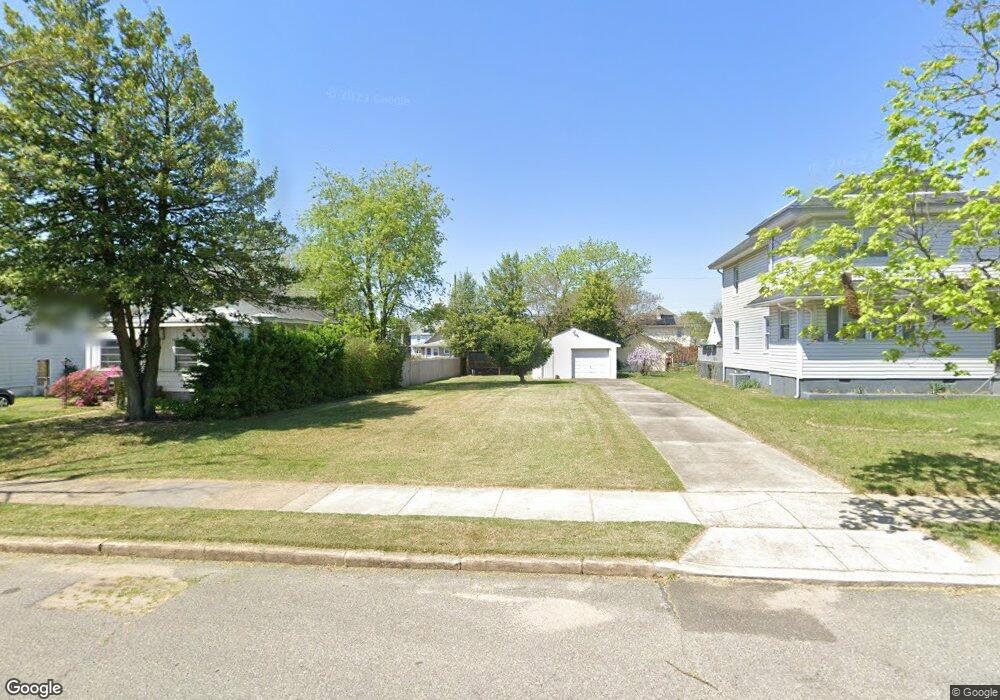 528 Beacon Ave, Paulsboro, NJ 08066 - photo 1