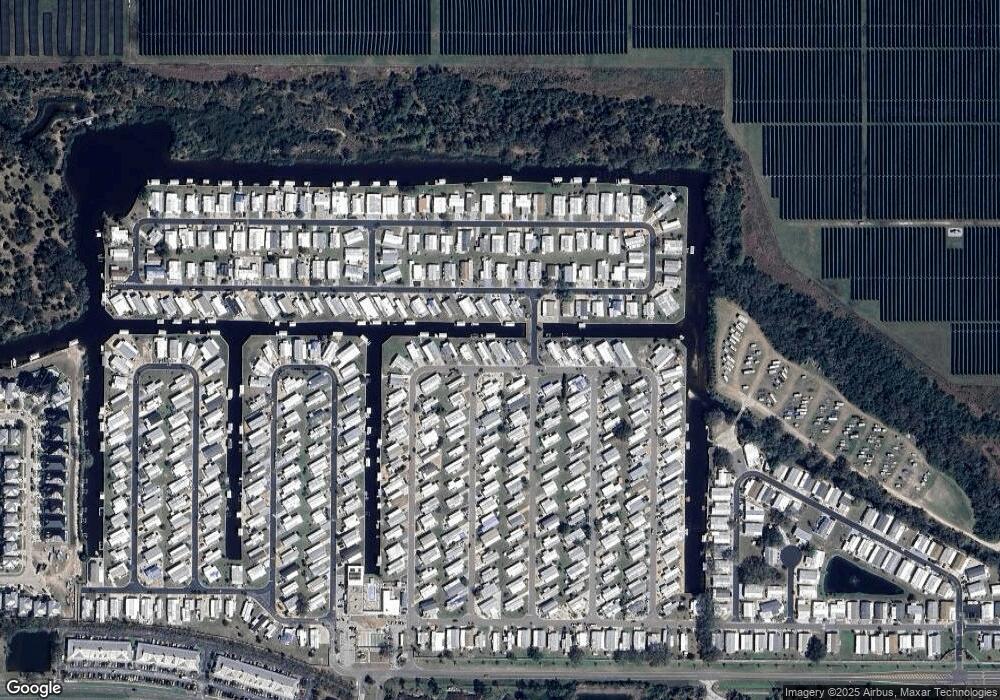 136 W Saint Annes Cir, Apollo Beach, FL 33572 - photo 1