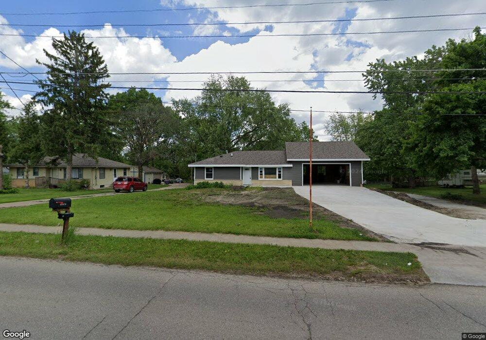 3903 E 29th St, Des Moines, IA 50317 - photo 1
