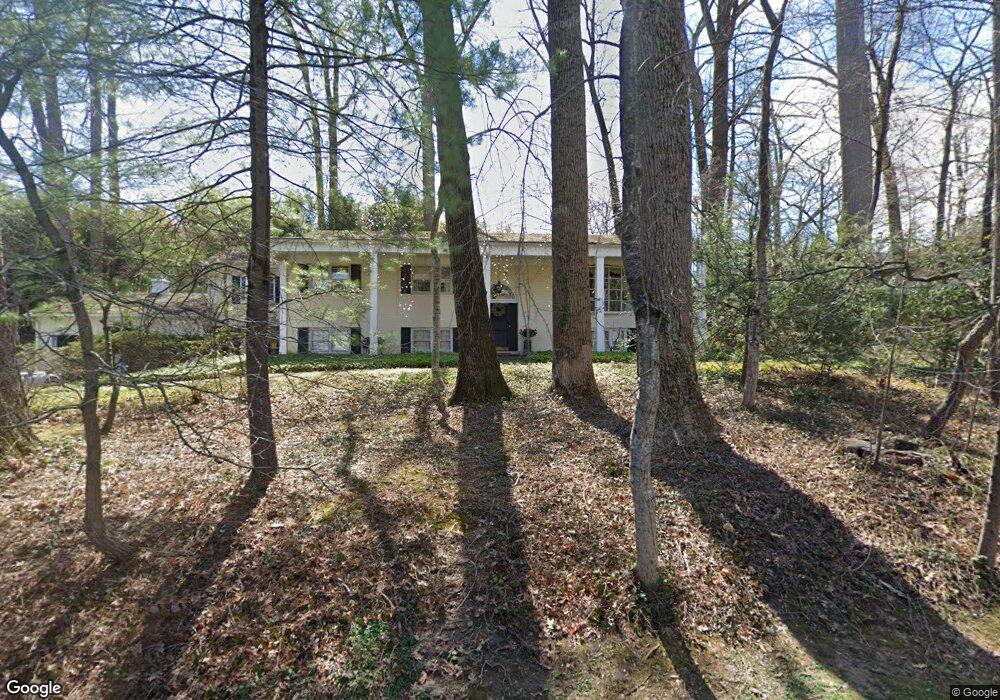 5929 Woodley Rd, McLean, VA 22101 - photo 1