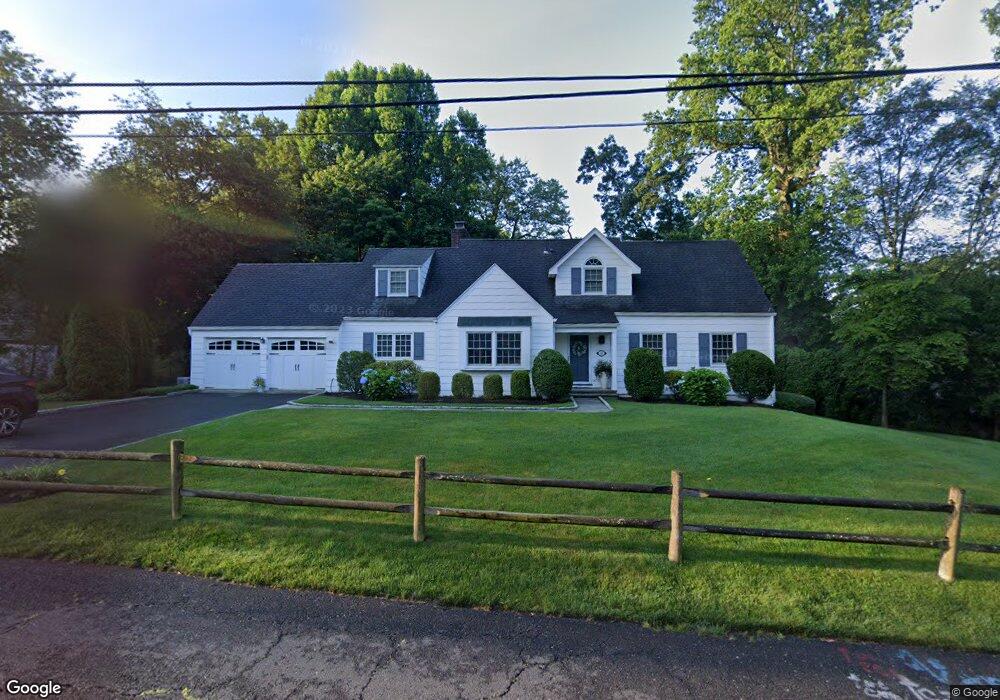 10 Colony Rd, Darien, CT 06820 - photo 1