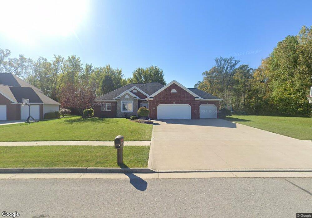1933 S Spring Ln, Lima, OH 45805 - photo 1