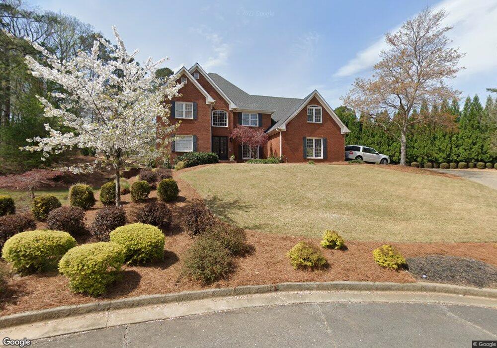 521 Cambridge Ct, Alpharetta, GA 30005 - photo 1