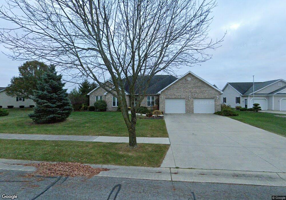 1609 Springfield Ave, Wapakoneta, OH 45895 - photo 1