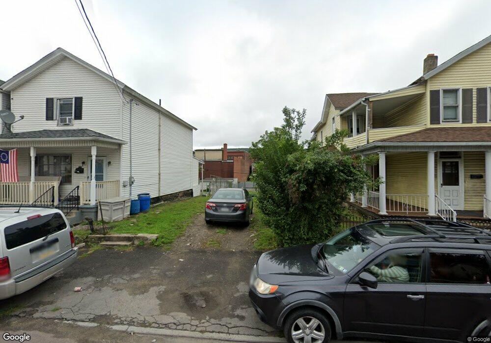 911 Cedar Ave, Scranton, PA 18505 - photo 1