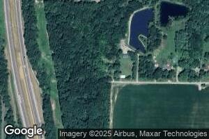 10220 E Rileyville Rd, Dix, IL 62830