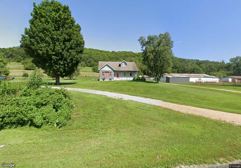 1045 Town Hall Rd, La Crescent, MN 55947 - photo 1