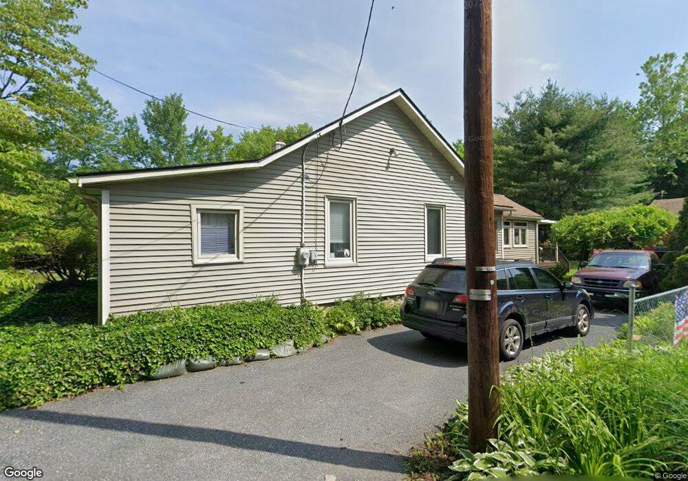 6975 Walnut St, Slatington, PA 18080 - photo 1