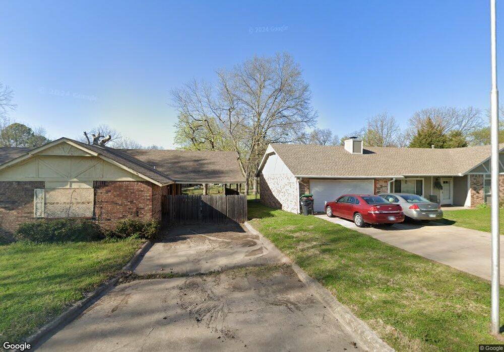 409 Greenwood Dr, Tahlequah, OK 74464 - photo 1