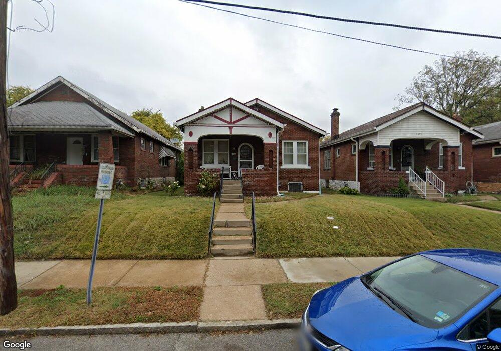 4849 Palm St, Saint Louis, MO 63115 - photo 1