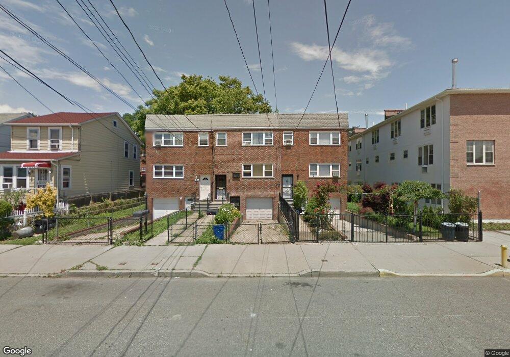 1813 Patterson Ave unit 3rd floor, Bronx, NY 10473 - photo 1