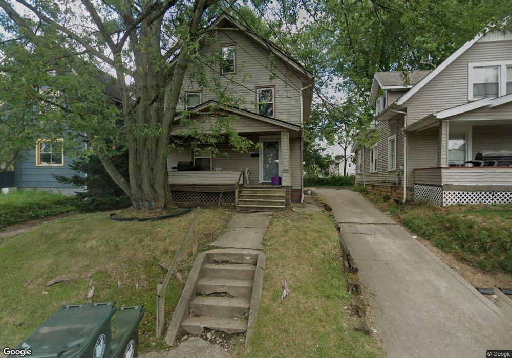 1935 Maple Ave NE, Canton, OH 44714 - photo 1