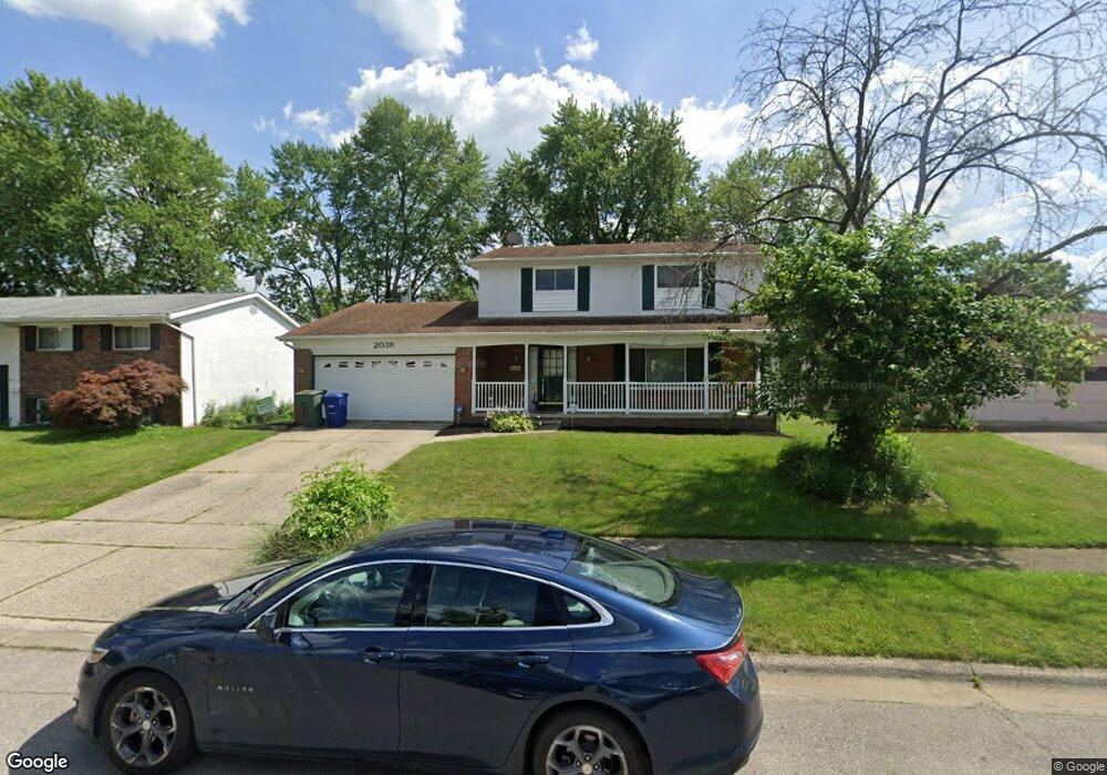 2039 Cannington Ct, Columbus, OH 43229 - photo 1