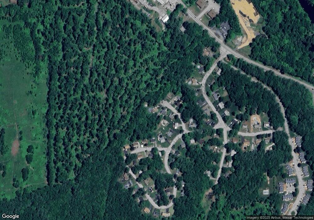 33 Greentree Ln, Southbridge, MA 01550 - photo 1