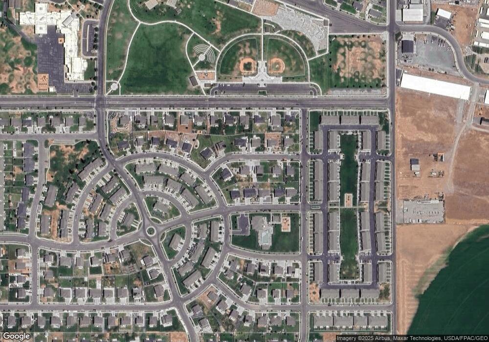 1462 E 340 S, Hyrum, UT 84319 - photo 1