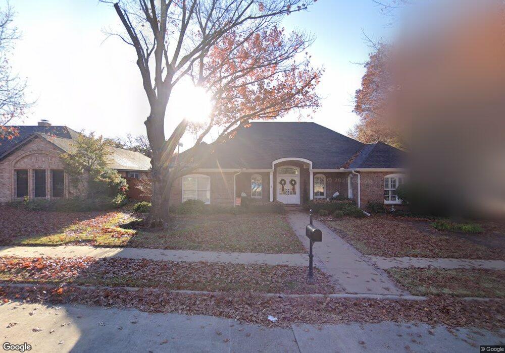 1112 Wildwood Cir, Bedford, TX 76021 - photo 1