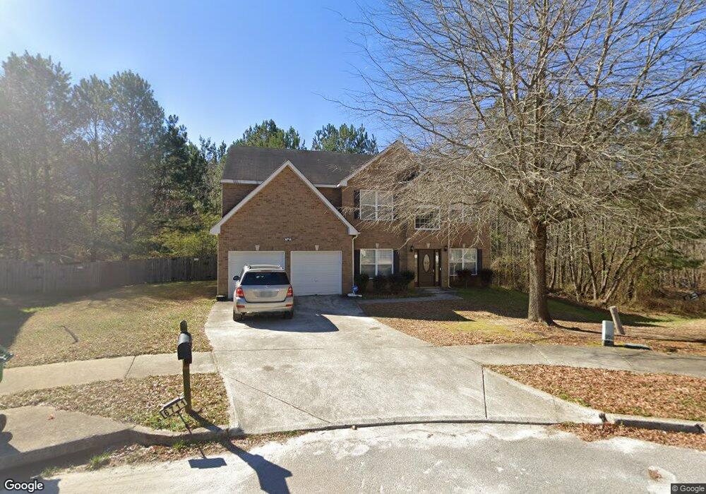 6711 Browns Mill Cir, Lithonia, GA 30038 - photo 1