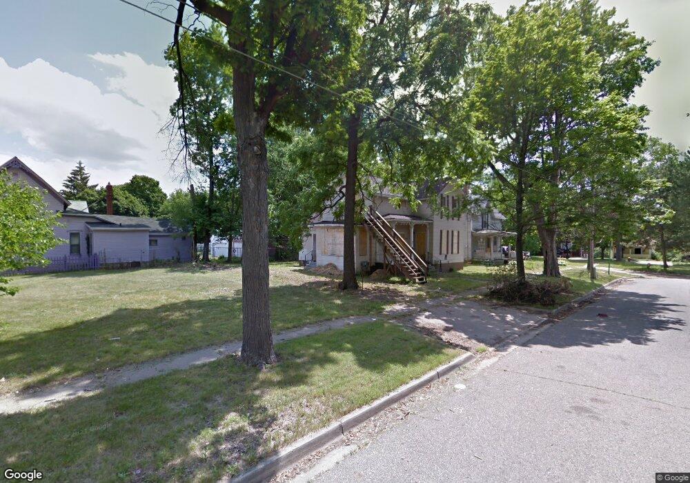 609 W 3rd St, Flint, MI 48503 - photo 1