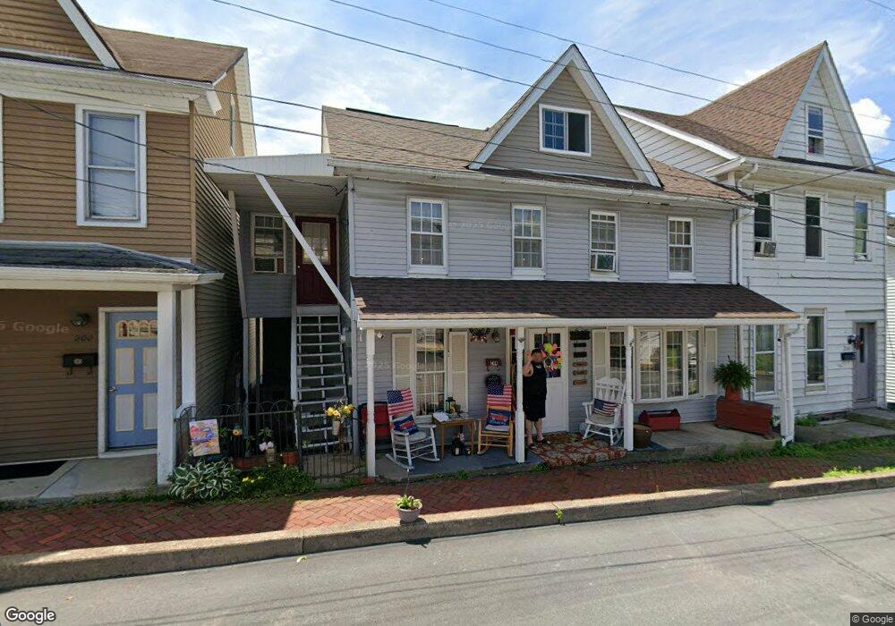 204 Clay St, Tamaqua, PA 18252 - photo 1