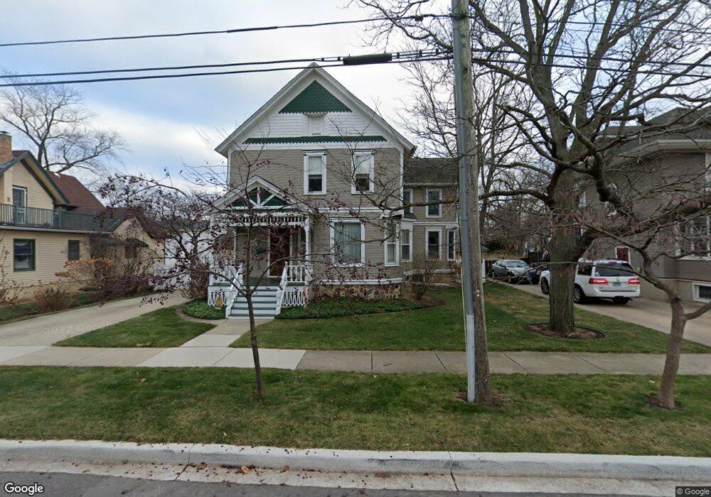 409 S Harrison St, Algonquin, IL 60102 - photo 1