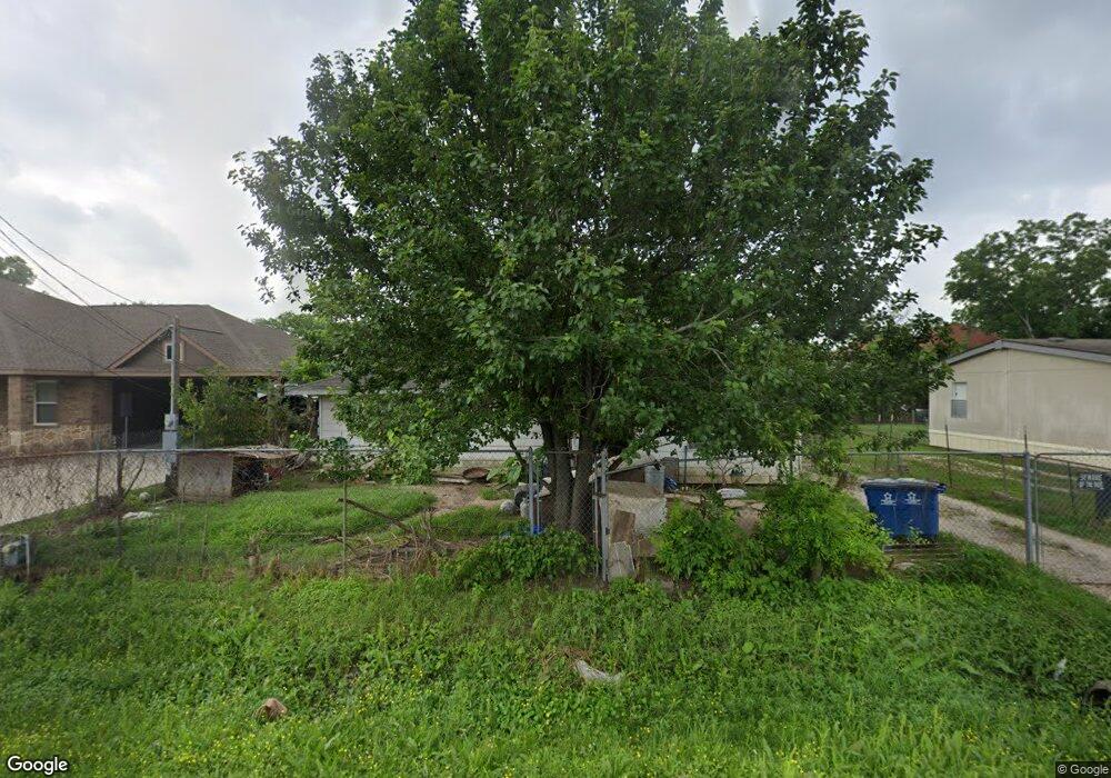 1826 Warwick Rd, Houston, TX 77093 - photo 1