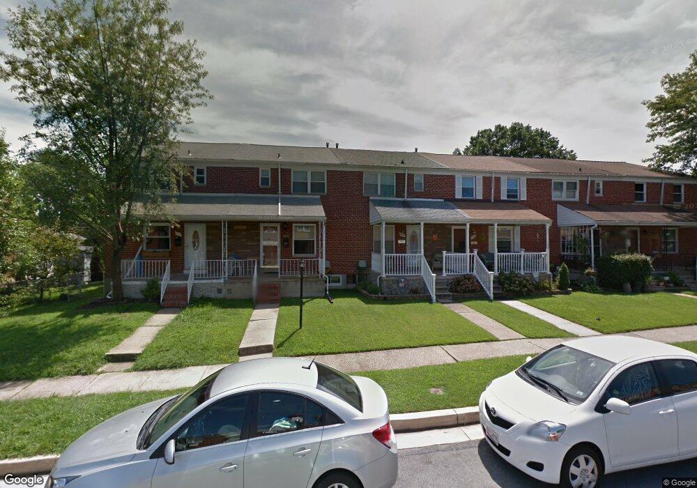 1033 Foxwood Ln, Essex, MD 21221 - photo 1