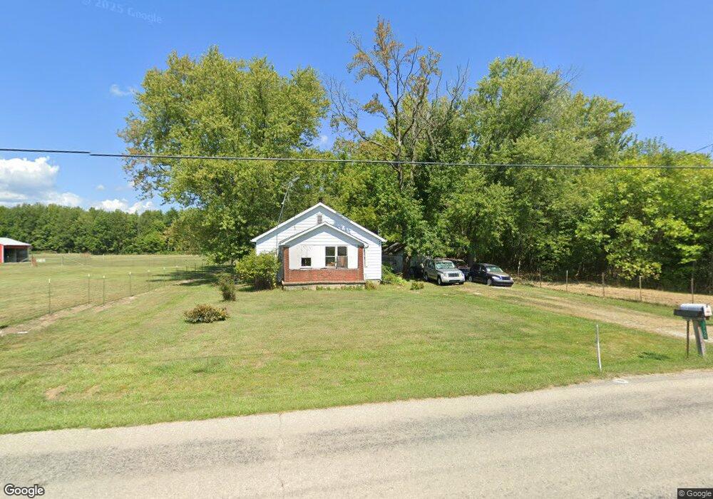 3750 W Deaver Rd, Columbus, IN 47201 - photo 1