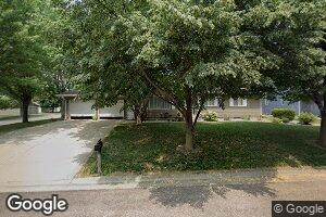 912 W 2nd Ave, Lennox, SD 57039