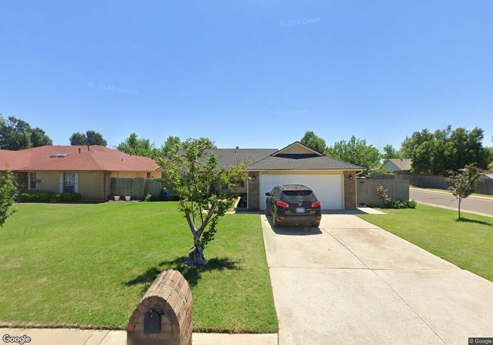 1924 Pebble Creek Blvd, Edmond, OK 73003 - photo 1