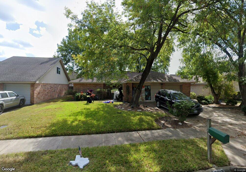 6119 Whitter Forest Dr, Houston, TX 77088 - photo 1