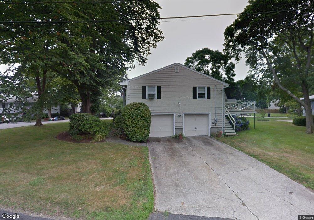 9 Madeline Dr, Newport, RI 02840 - photo 1